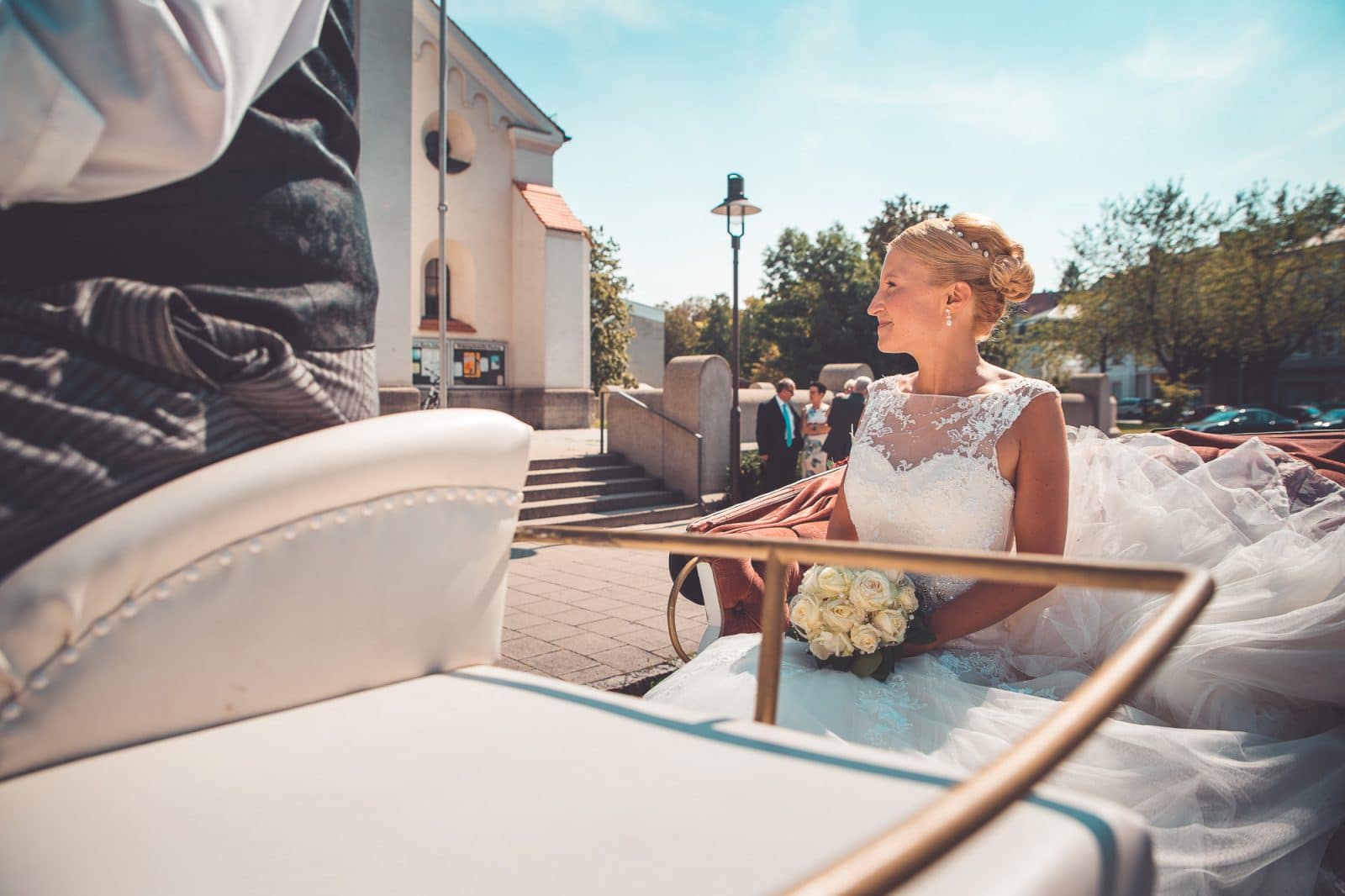 Kirchliche Hochzeit Sarah und Daniel Maria Schütz Kirche Pasing | Hochzeitsfotograf München | Hochzeitsfotograf München Hochzeitsfotograf Deininger Weiher - Kirchliche Hochzeit Sarah und Daniel Maria Schütz Kirche Pasing - Kirchliche Hochzeit Sarah und Daniel Maria Schütz Kirche Pasing