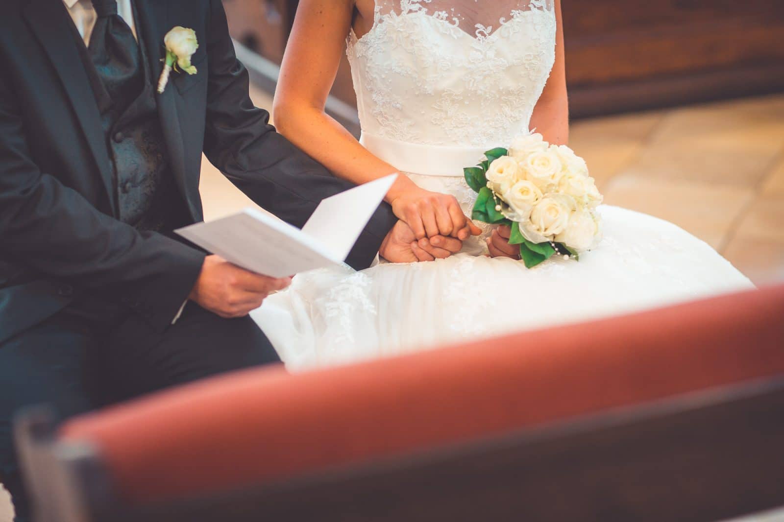 Kirchliche Hochzeit Sarah und Daniel Maria Schütz Kirche Pasing | Hochzeitsfotograf München | Hochzeitsfotograf München Hochzeitsfotograf Deininger Weiher - Kirchliche Hochzeit Sarah und Daniel Maria Schütz Kirche Pasing - Kirchliche Hochzeit Sarah und Daniel Maria Schütz Kirche Pasing