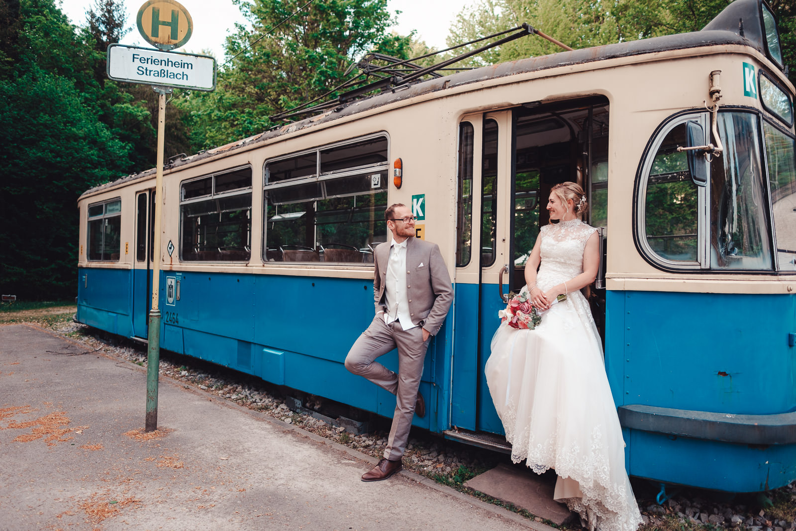 Hochzeitsfotograf München | Hochzeitsfotograf München | Hochzeitsfotograf München Hochzeitsfotograf Straßlach im Waldhaus zur alten Tram - Hochzeitsfotograf München - Hochzeitsfotograf München